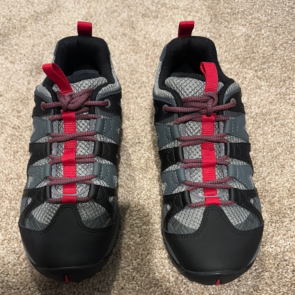 Merrell women’s hiking / climbing shoes BNNU size 8.5 in black & reddish stripe.
